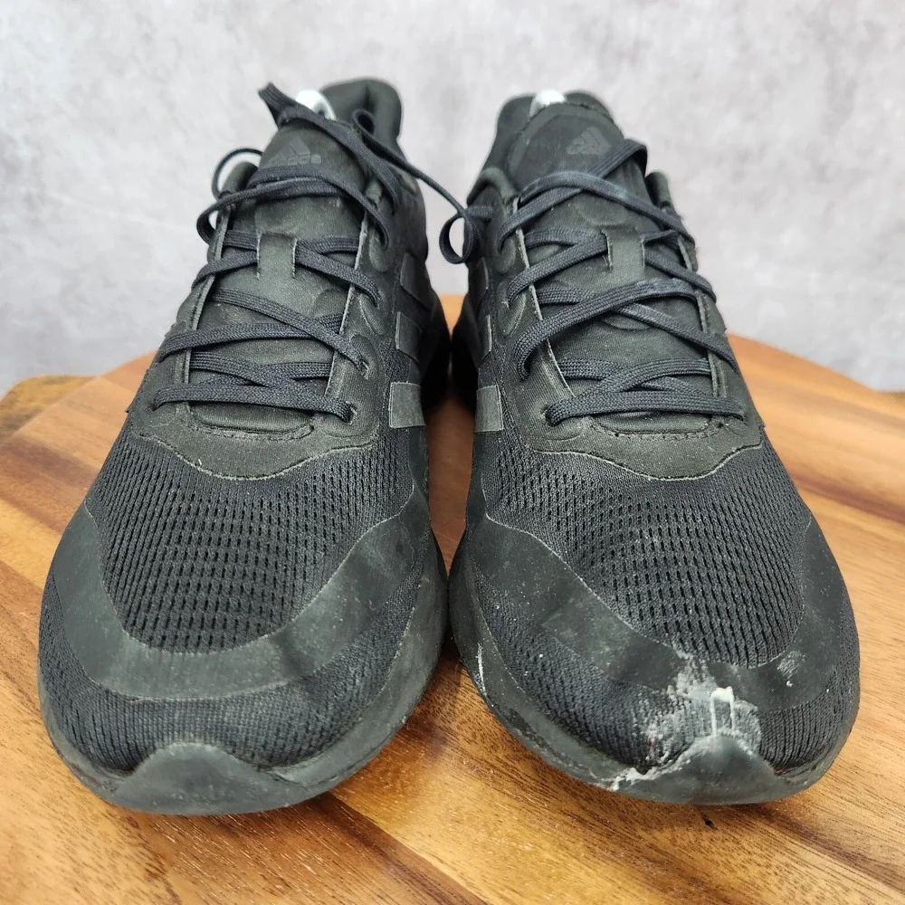 Adidas Supernova Running Shoes Mens 9 Triple Black Sneakers Trainers H04467‎